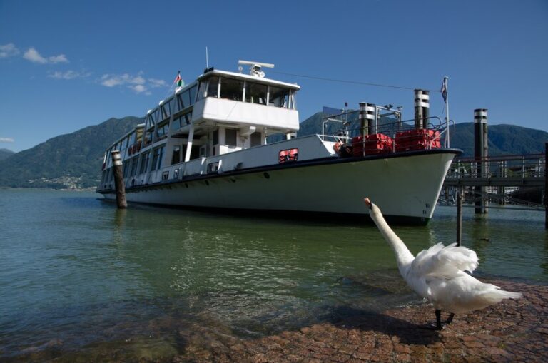 Bustin Island Ferry